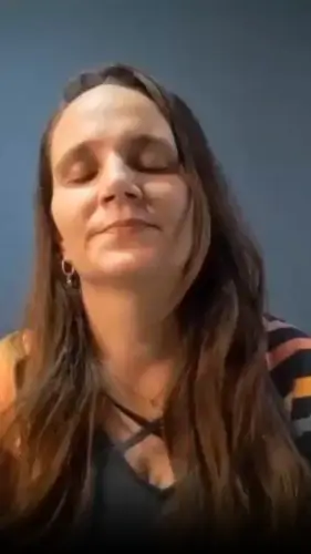 thumbnail depoimento de manu